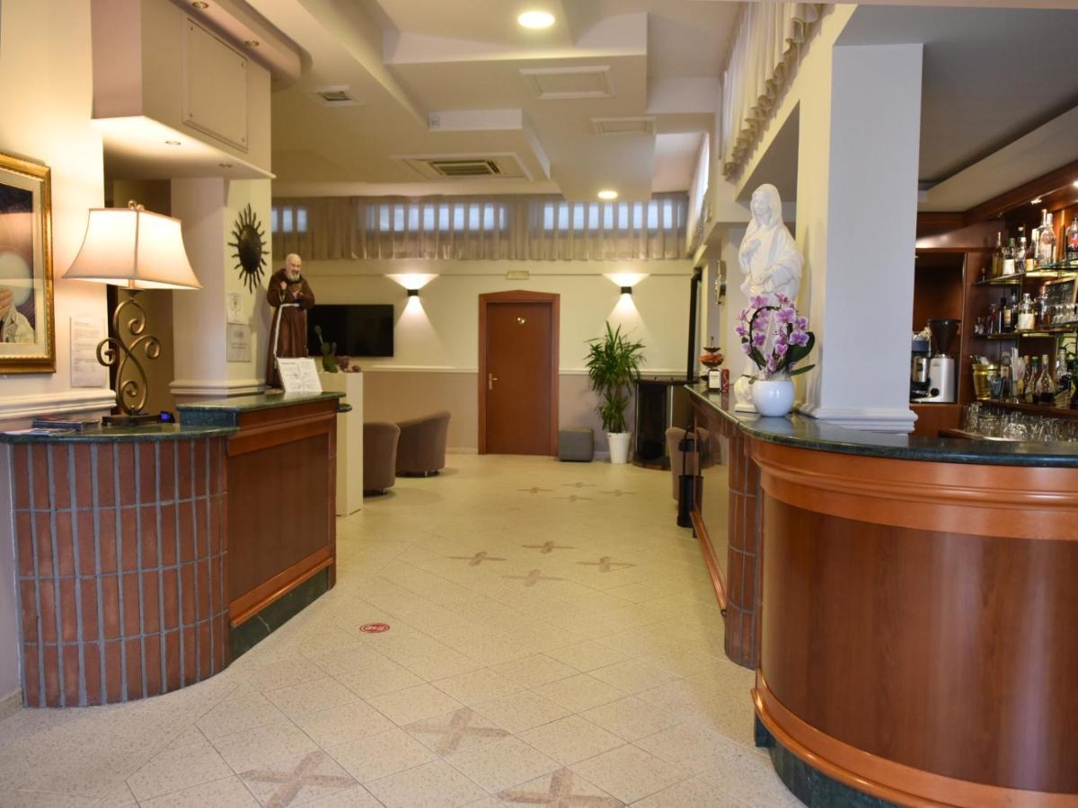 Hotel E Appartamenti La Solaria San Giovanni Rotondo Buitenkant foto
