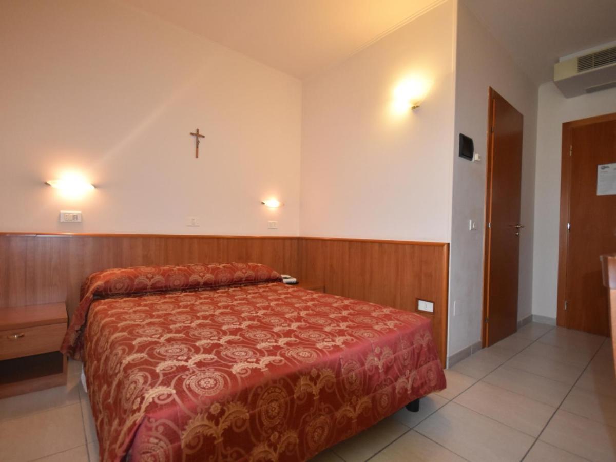 Hotel E Appartamenti La Solaria San Giovanni Rotondo Buitenkant foto