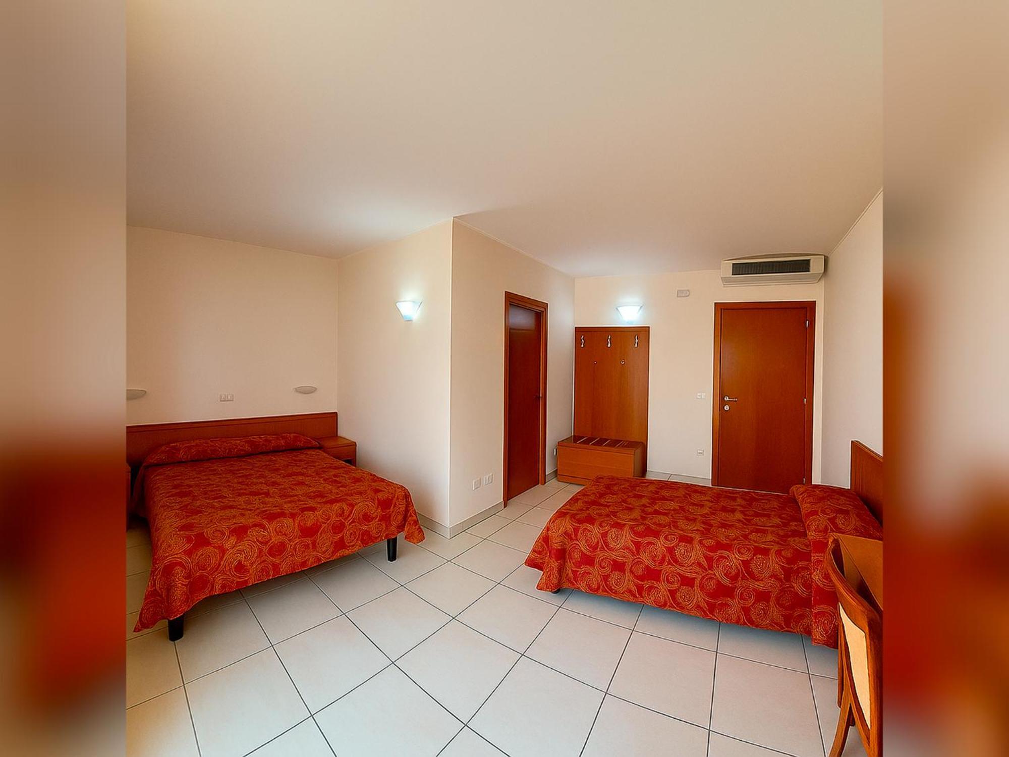 Hotel E Appartamenti La Solaria San Giovanni Rotondo Buitenkant foto