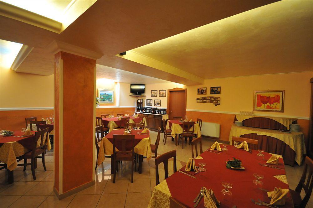 Hotel E Appartamenti La Solaria San Giovanni Rotondo Buitenkant foto