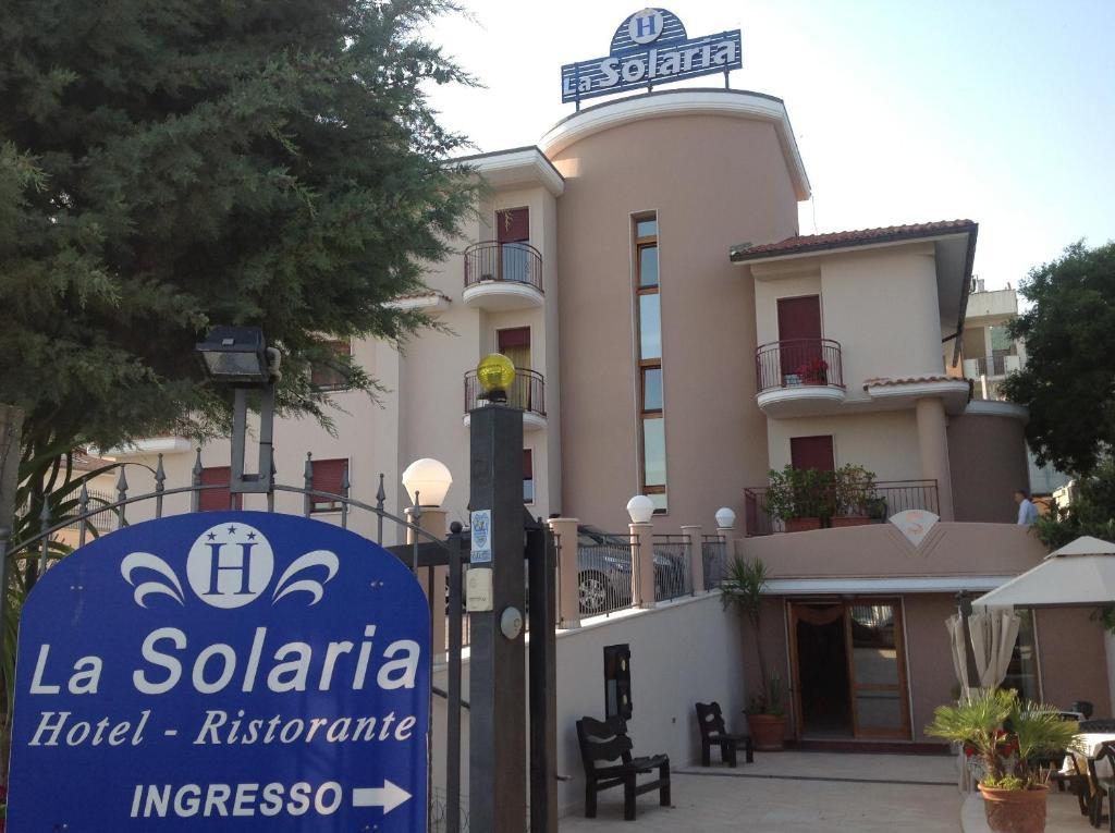 Hotel E Appartamenti La Solaria San Giovanni Rotondo Buitenkant foto